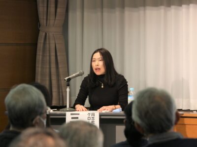 右前答える三牧先生
